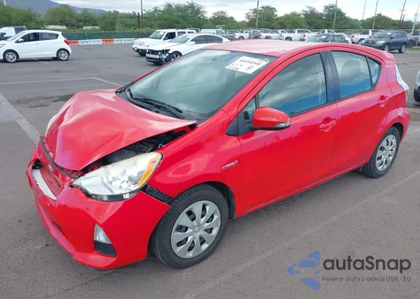 2014 Toyota Prius C Two z USA, uszkodzony, nr VIN JTDKDTB36E1565540